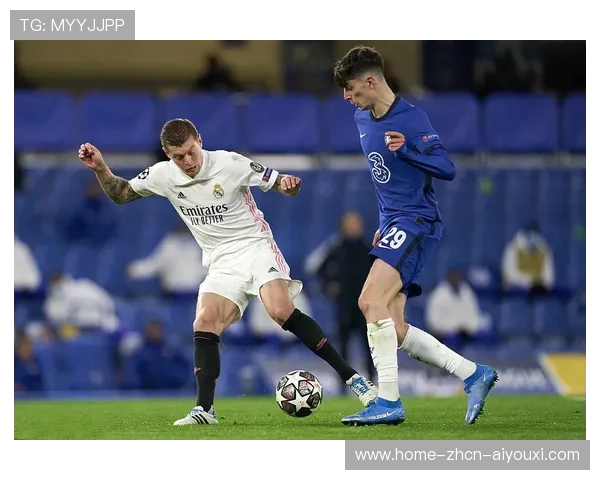 切尔西锋线的互换跑位让防守方束手无策