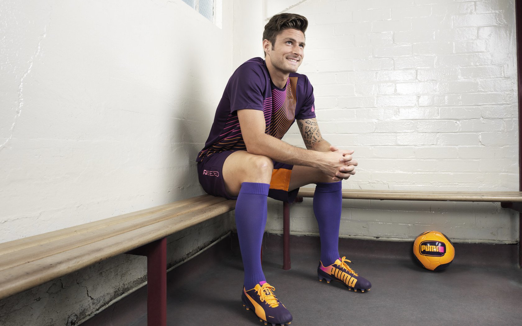 100自冠军转身时间领先0.1秒